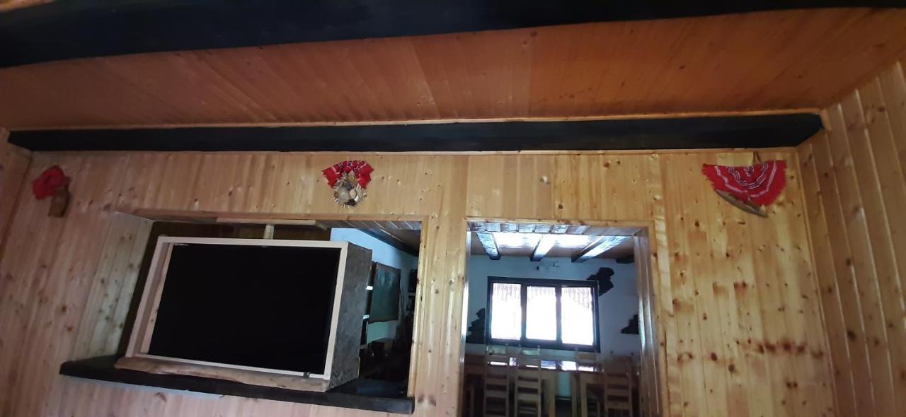 Rucăr 卡巴那安库特伊旅馆酒店 外观 照片