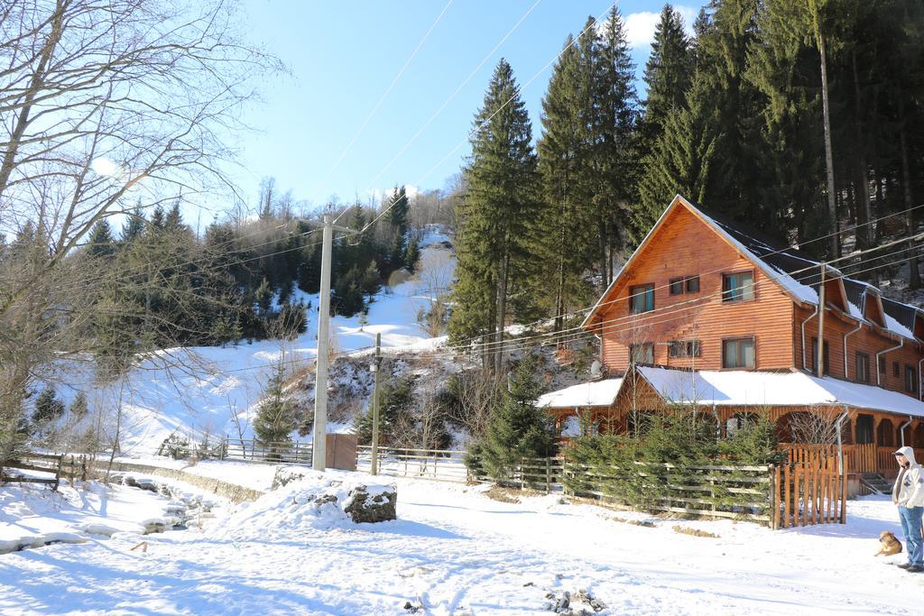 Rucăr 卡巴那安库特伊旅馆酒店 外观 照片