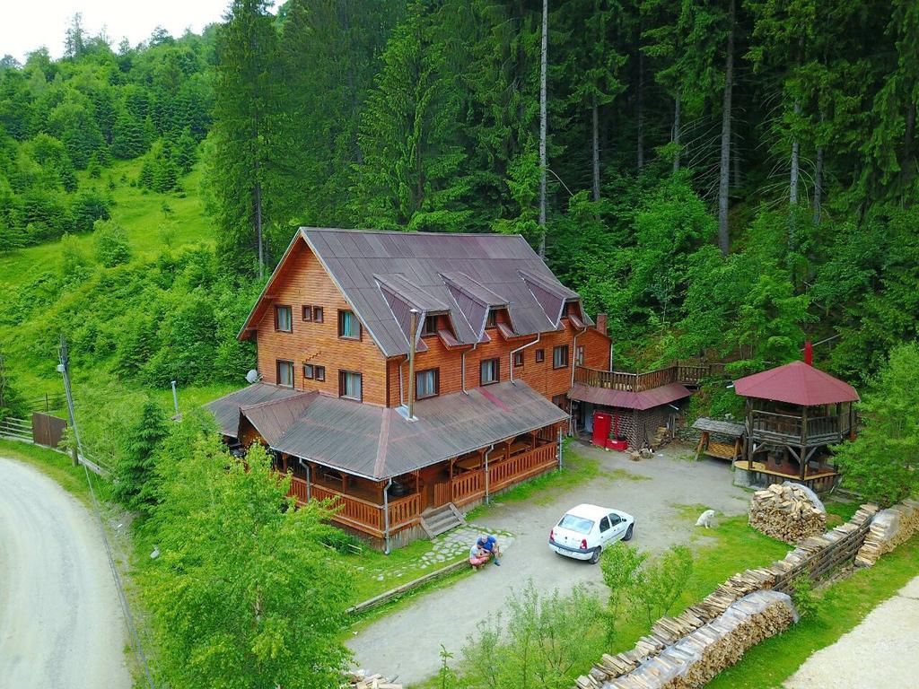 Rucăr 卡巴那安库特伊旅馆酒店 外观 照片